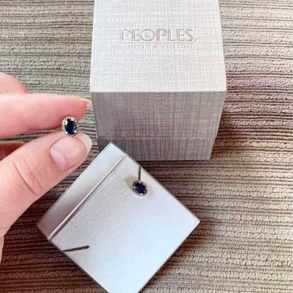 Ear rings - Picture 2 of 4